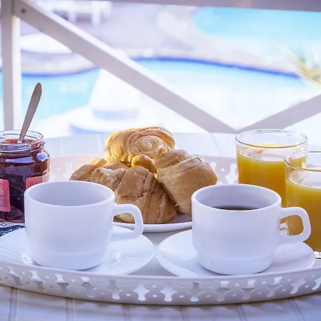 Tisalaya Park Aparthotel 3*